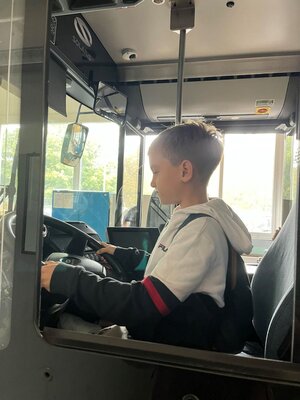 384518845_1263462114327395_4213050535618412129_n